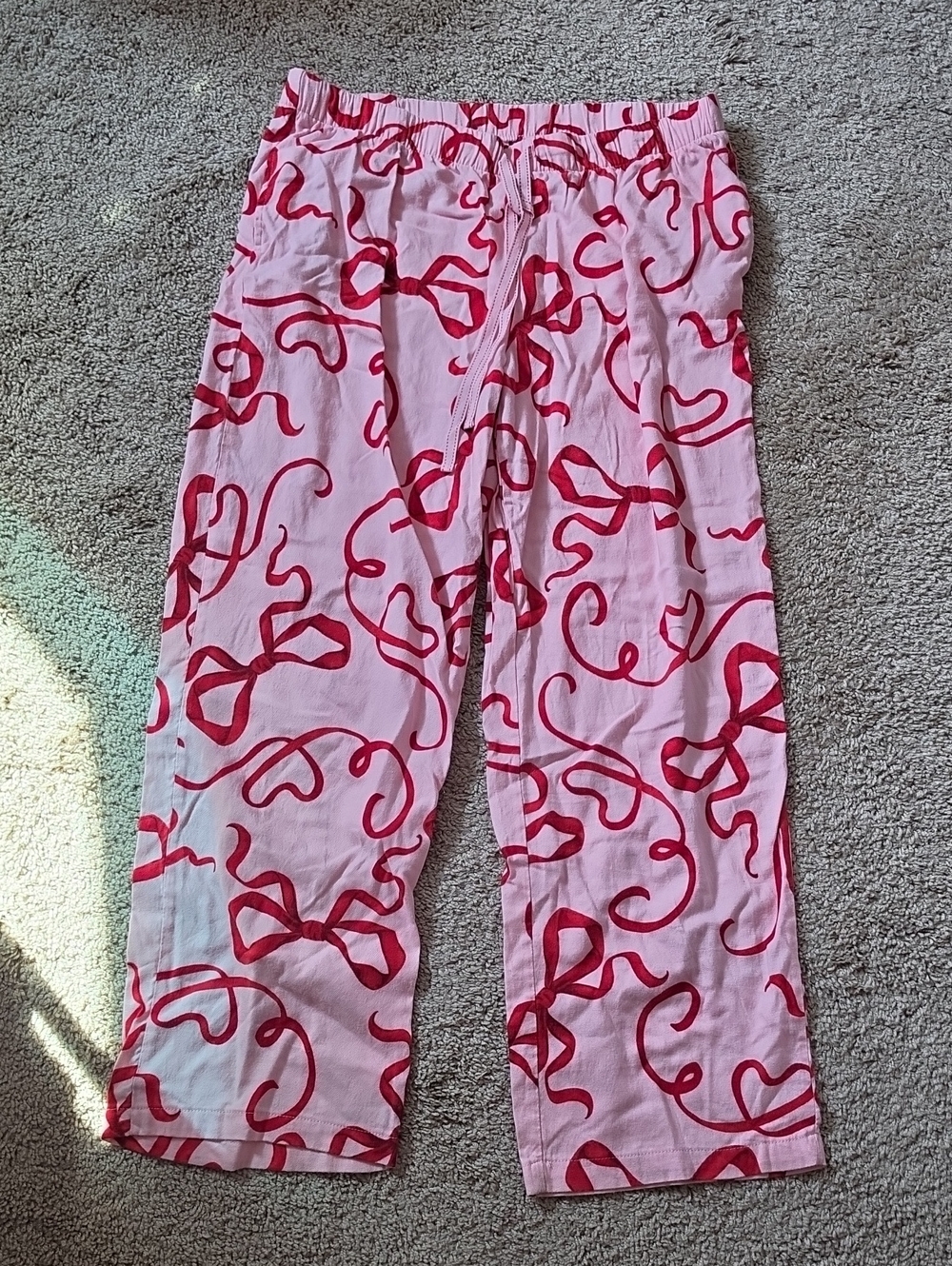 Women’s Pink Ribbon-Print Pajama Pants